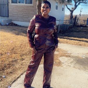 Women's Burgundy leather pants set